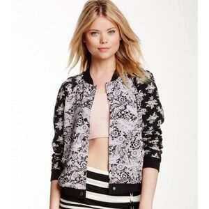 Free People Floral Snap Bomber Jacket Lightweight Black Purple Floral XS‎ Boho